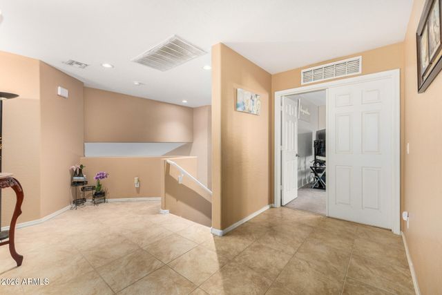 10529 W HILTON Avenue, Tolleson, AZ 85353