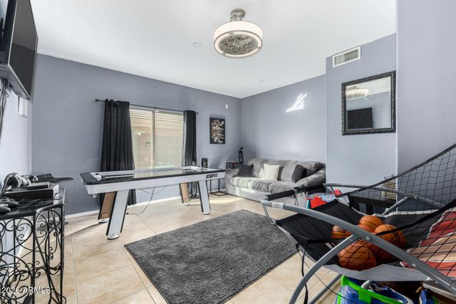 10529 W HILTON Avenue, Tolleson, AZ 85353