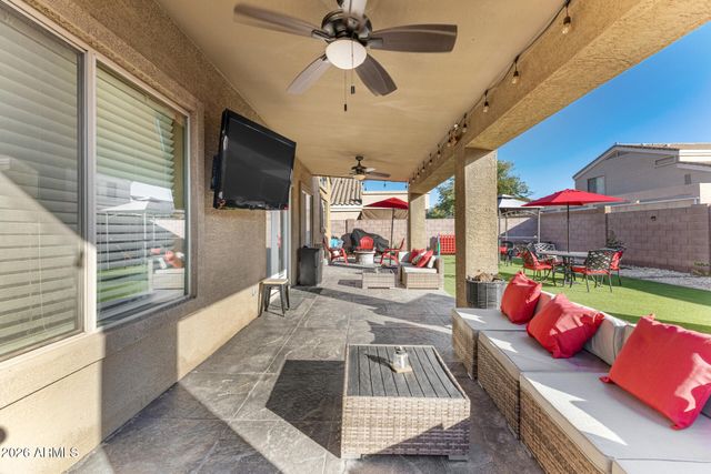 10529 W HILTON Avenue, Tolleson, AZ 85353
