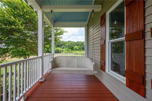 150 School House Road NE, Calhoun, GA 30701