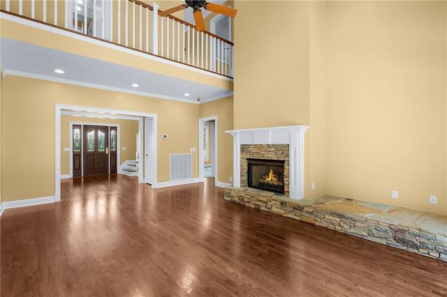 150 School House Road NE, Calhoun, GA 30701