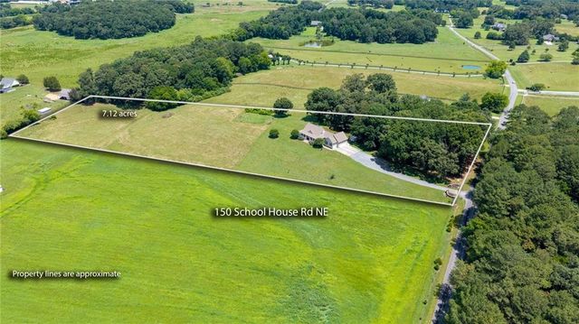 150 School House Road NE, Calhoun, GA 30701