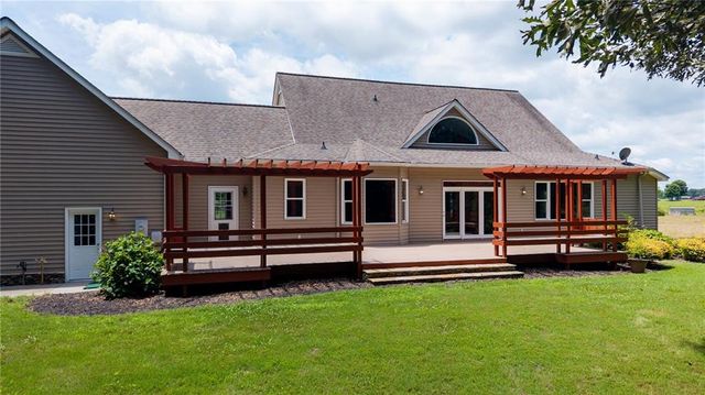 150 School House Road NE, Calhoun, GA 30701