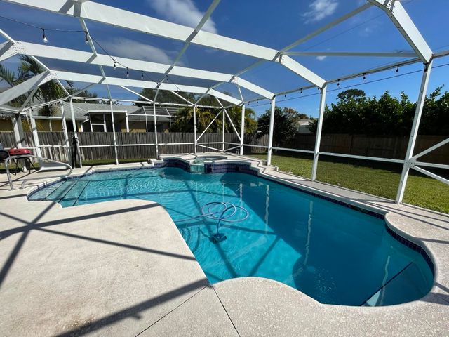 2592 SW National Circle, Port St. Lucie, Port St Lucie, FL 34953