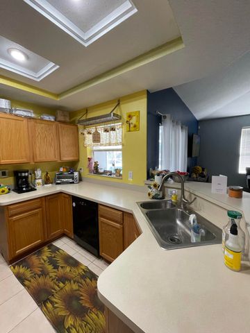 2592 SW National Circle, Port St. Lucie, Port St Lucie, FL 34953