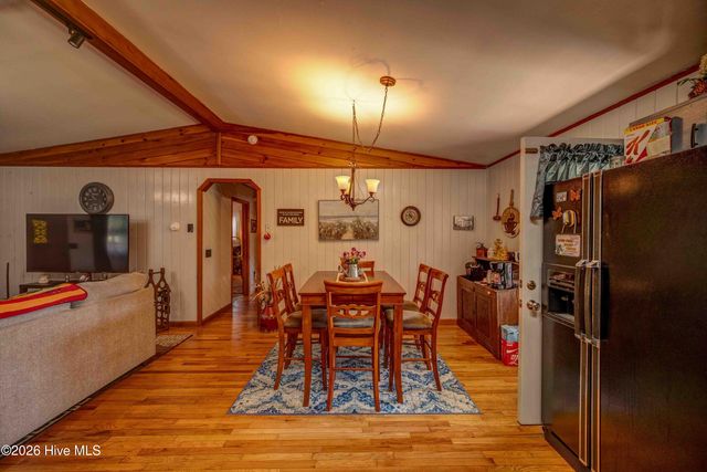 94 W Memorial Drive, Andrews, NC 28901