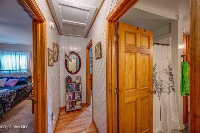 94 W Memorial Drive, Andrews, NC 28901