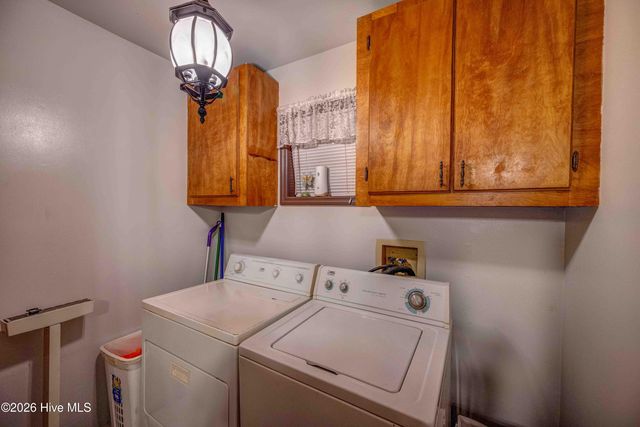 94 W Memorial Drive, Andrews, NC 28901