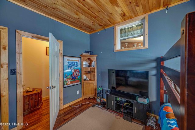 94 W Memorial Drive, Andrews, NC 28901