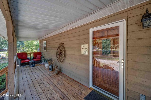 94 W Memorial Drive, Andrews, NC 28901