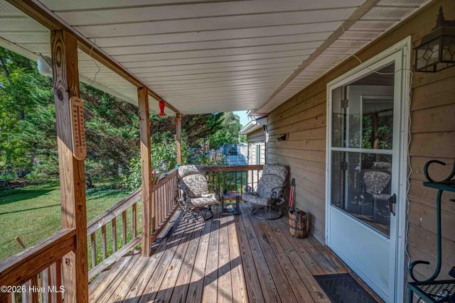 94 W Memorial Drive, Andrews, NC 28901