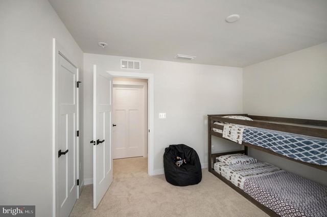 6504 HAWKEYE DR, King George, VA 22485