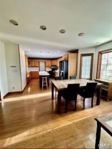 209 S Davis, East Prairie, MO 63845