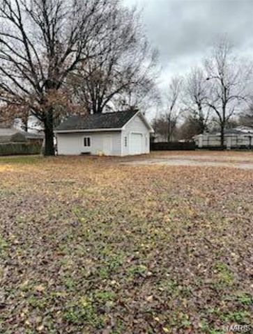 209 S Davis, East Prairie, MO 63845