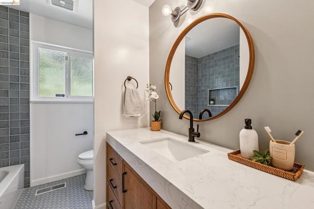 7210 Mound St, El Cerrito, CA 94530