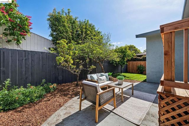 7210 Mound St, El Cerrito, CA 94530