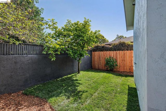 7210 Mound St, El Cerrito, CA 94530