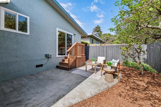 7210 Mound St, El Cerrito, CA 94530