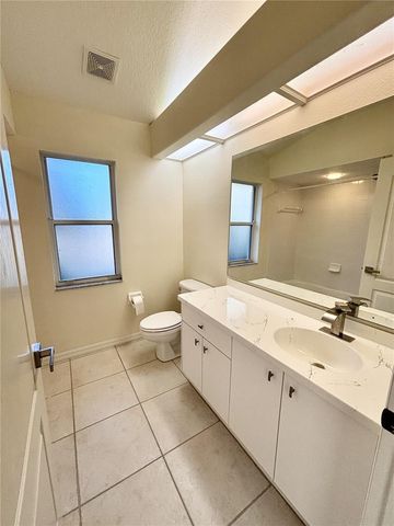 731 WATERSIDE COURT, Tarpon Springs, FL 34689