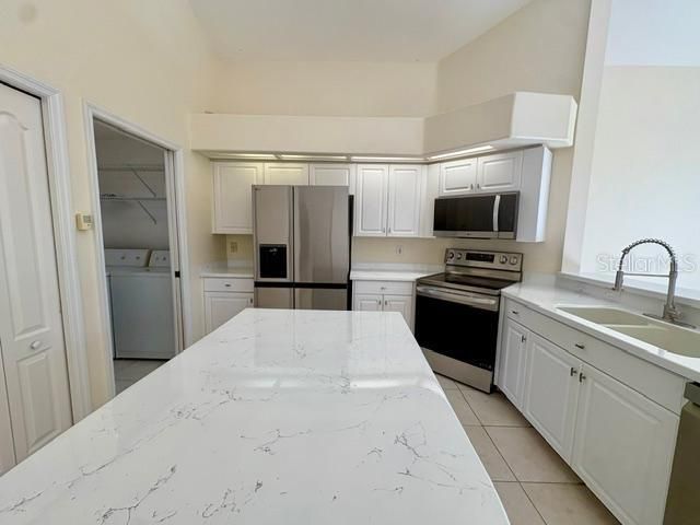 731 WATERSIDE COURT, Tarpon Springs, FL 34689