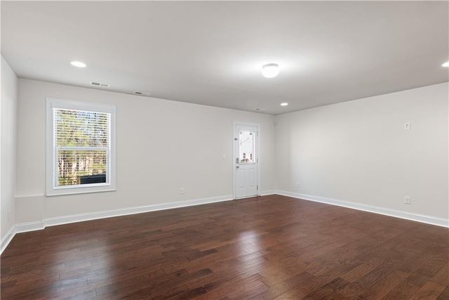 3758 Lake Haven Way, Atlanta, GA 30349