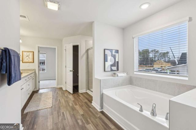 1351 Stephens View Drive, Loganville, GA 30052