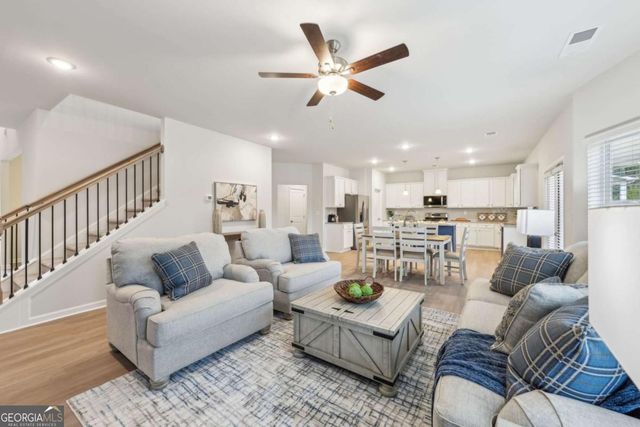 1351 Stephens View Drive, Loganville, GA 30052