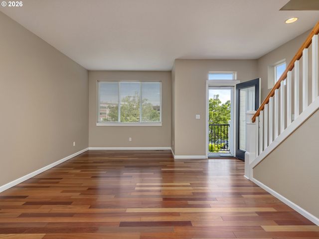 830 Nw COUNCIL Dr, Gresham, OR 97030
