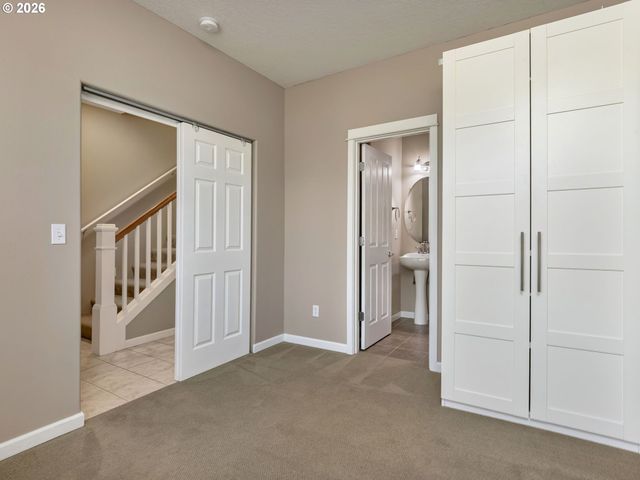 830 Nw COUNCIL Dr, Gresham, OR 97030