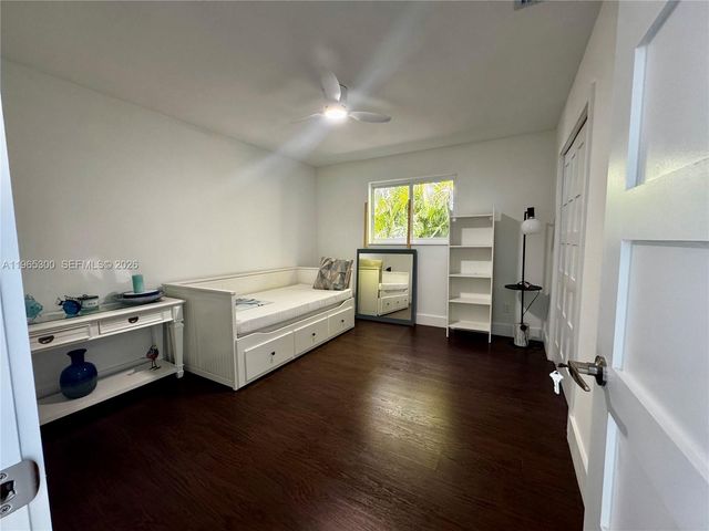 14675 SW 78th Ave, Palmetto Bay, FL 33158