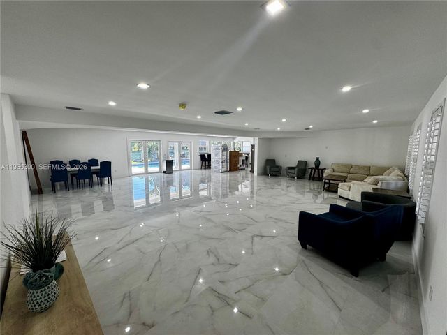 14675 SW 78th Ave, Palmetto Bay, FL 33158