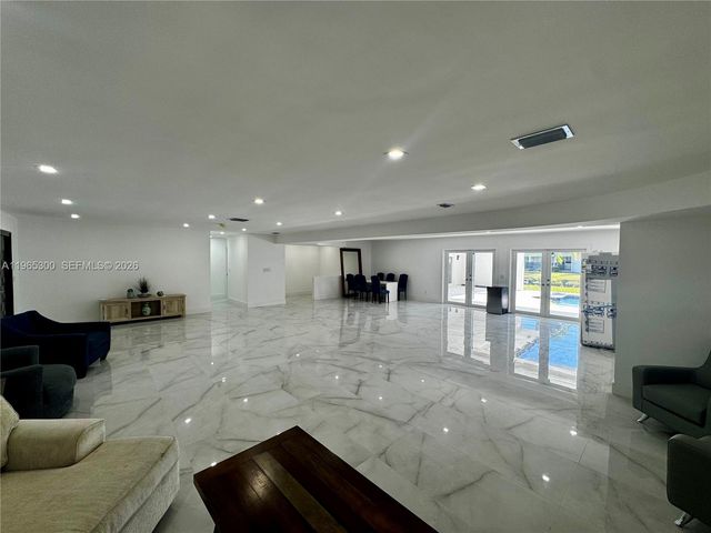 14675 SW 78th Ave, Palmetto Bay, FL 33158