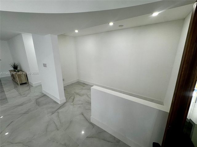 14675 SW 78th Ave, Palmetto Bay, FL 33158