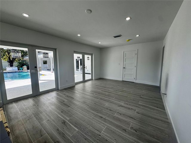 14675 SW 78th Ave, Palmetto Bay, FL 33158