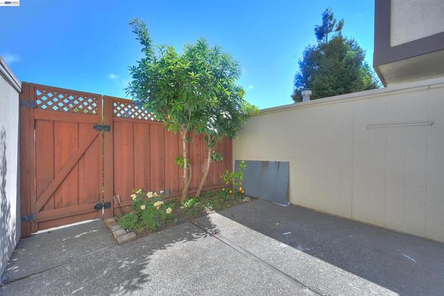 2322 Belvedere Ave, San Leandro, CA 94577