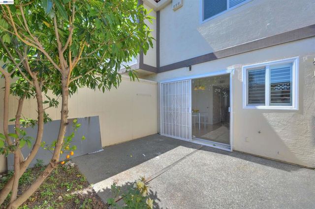 2322 Belvedere Ave, San Leandro, CA 94577