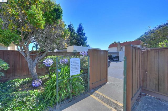 2322 Belvedere Ave, San Leandro, CA 94577