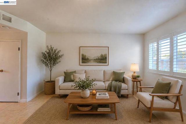 2322 Belvedere Ave, San Leandro, CA 94577