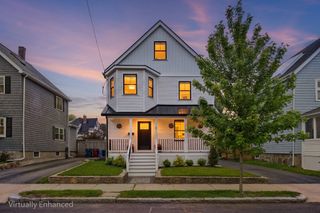 63 Florence St, Melrose, MA 02176