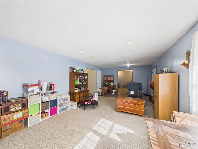 14060 Country Lane, Dixon, MO 65459