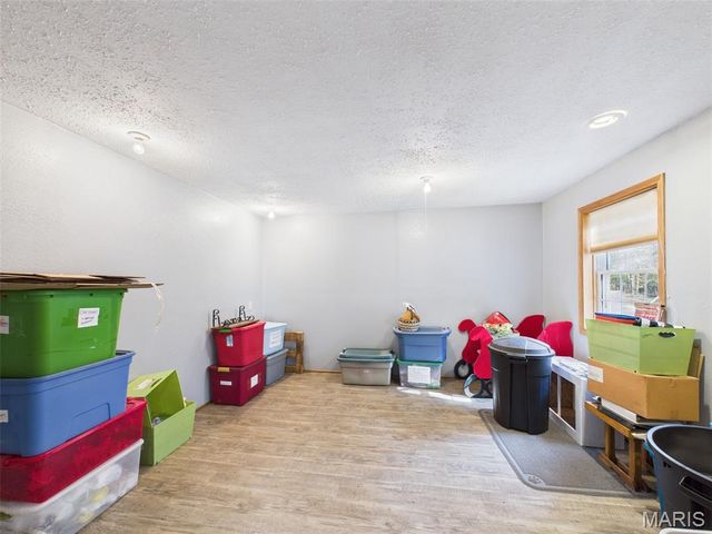 14060 Country Lane, Dixon, MO 65459