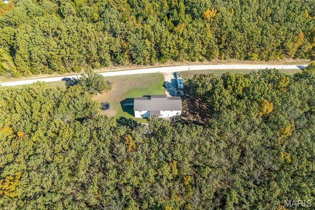 14060 Country Lane, Dixon, MO 65459