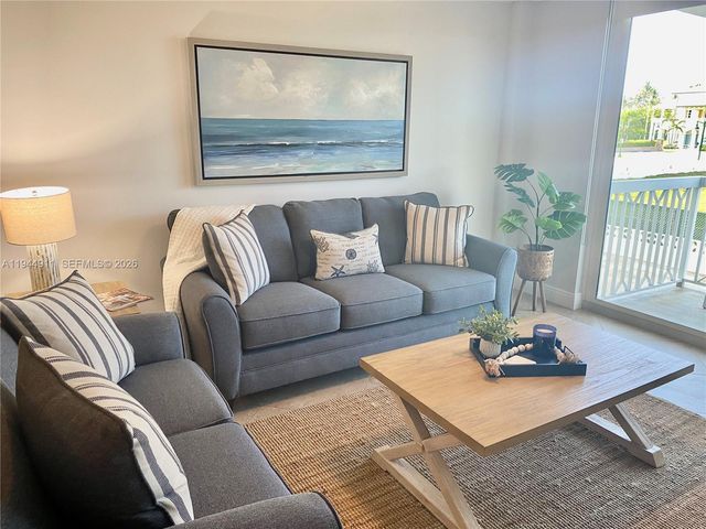 125 Ocean Ave 202, Palm Beach Shores, FL 33404