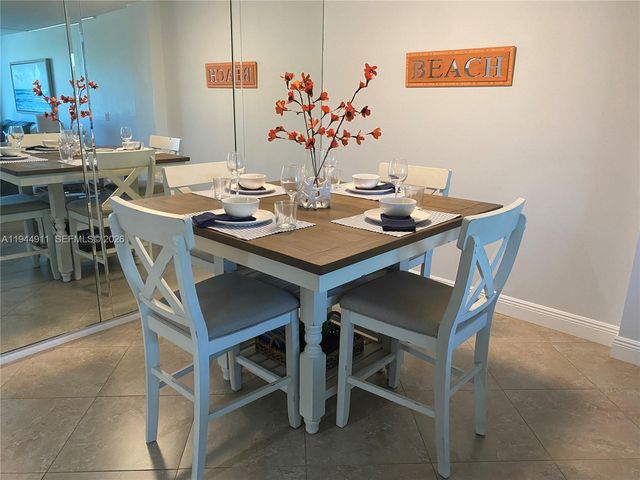 125 Ocean Ave 202, Palm Beach Shores, FL 33404