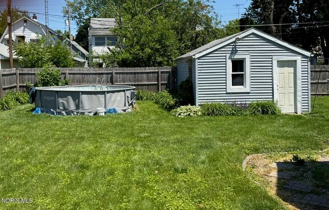 525 Plymouth Street, Toledo, OH 43605