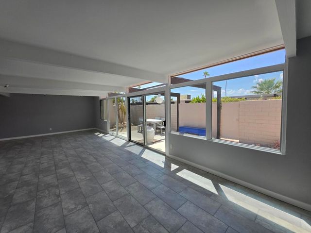 735 E Louise Drive, Palm Springs, CA 92262