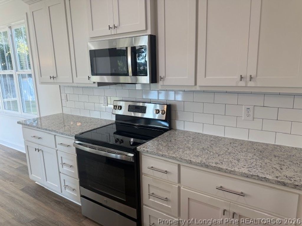 520 S Lincoln Street, Benson, NC 27504 — photo 13