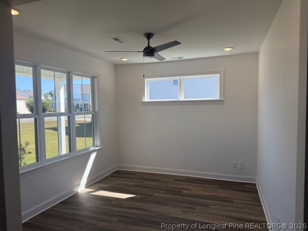 520 S Lincoln Street, Benson, NC 27504 — photo 2