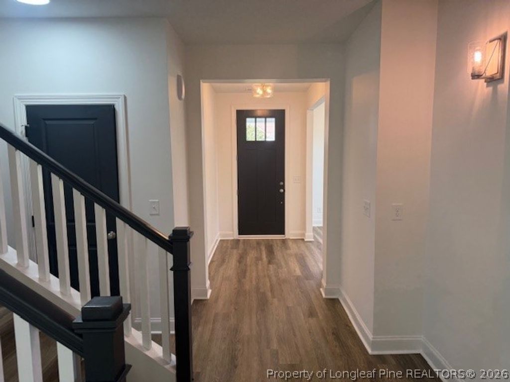520 S Lincoln Street, Benson, NC 27504 — photo 5