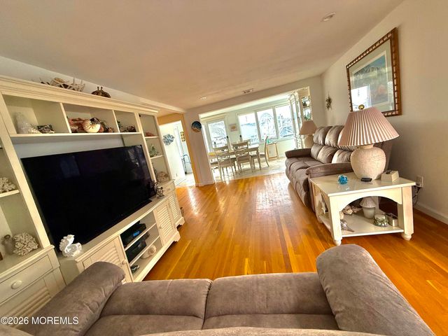 48 W Granada Drive, Brick, NJ 08723